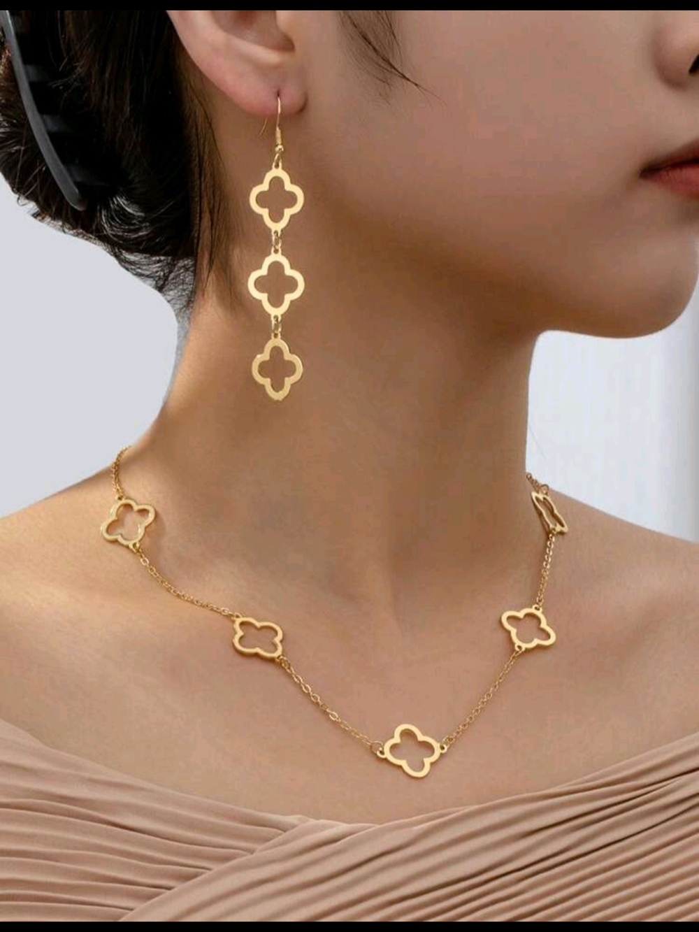 Gold Clover Link Necklace and Drop Earrings Set